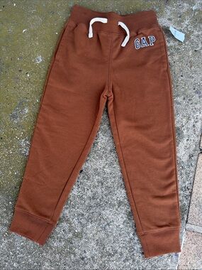 NWT! GAP Kids Rust Brown Jogger Sweatpants with Drawstring